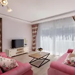 Onix Apart Hotel